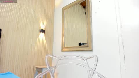 Snapshot of valerynbrown chatting on 02-17-26, 08:37 valery online show from 02-17-26, 08:37