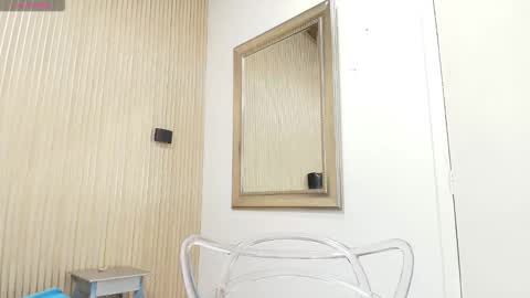 Snapshot of valerynbrown chatting on 02-22-26, 09:02 valery online show from 02-22-26, 09:02