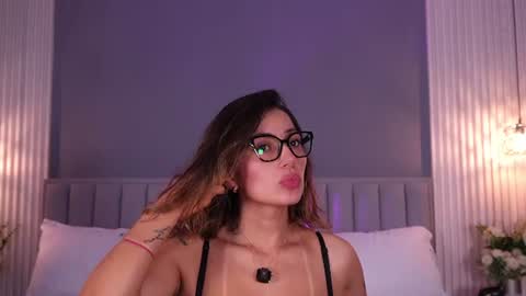 Snapshot of valerynova chatting on 07-28-26, 03:21 Carla online show from 07-28-26, 03:21
