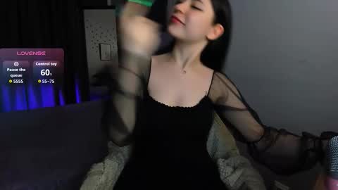 Snapshot of valeryohara__ chatting on 02-23-26, 08:50 Valery 3 online show from 02-23-26, 08:50