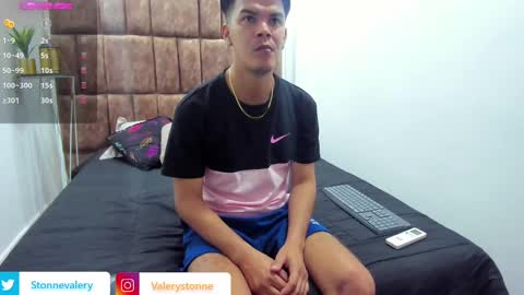 Valery Stonne  online show from 12-25-24, 04:00