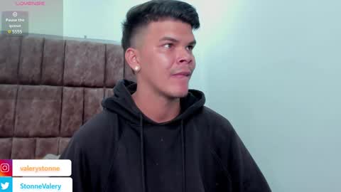 Valery Stonne  online show from 02-08-25, 08:32