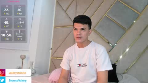 Valery Stonne  online show from 02-25-25, 07:58