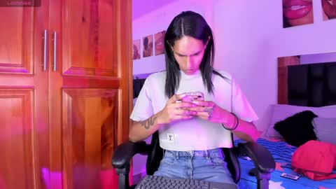 ValeryTs1 online show from 04-22-26, 06:53