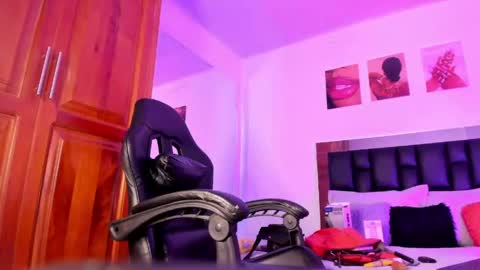 Snapshot of valeryts1 chatting on 05-12-26, 06:38 ValeryTs1 online show from 05-12-26, 06:38