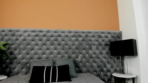Snapshot of valesantodomingo chatting on 05-31-26, 10:33 Sofia online show from 05-31-26, 10:33