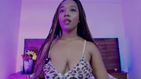 Valeska  online show from 06-19-26, 05:28