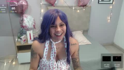 Snapshot of valevicious chatting on 11-11-25, 07:25 valevicious online show from 11-11-25, 07:25