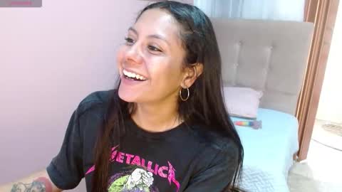 Snapshot of valevicious chatting on 01-06-26, 01:15 valevicious online show from 01-06-26, 01:15