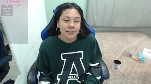 Snapshot of valevicious chatting on 03-03-26, 01:17 valevicious online show from 03-03-26, 01:17