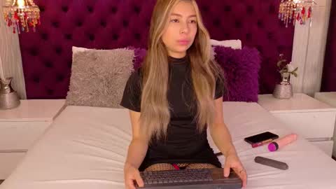 Valey  online show from 02-07-26, 01:15