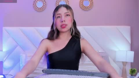 Valey  online show from 04-27-26, 02:04