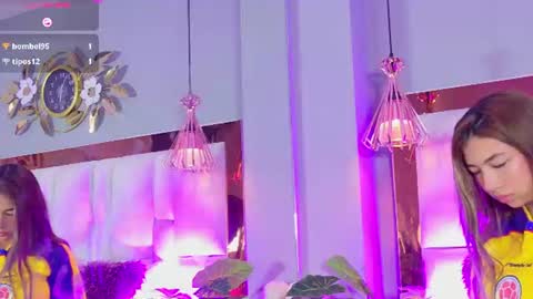Snapshot of valeygomez chatting on 07-03-26, 03:29 Valey online show from 07-03-26, 03:29