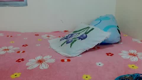 VALKA online show from 04-12-26, 07:24