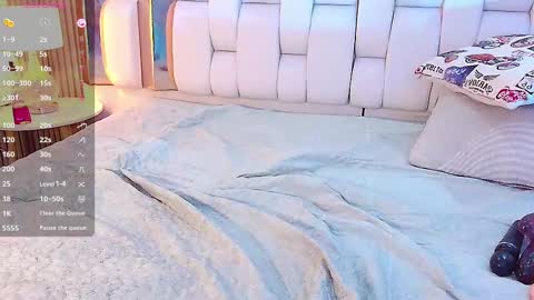 Valkiria moore  online show from 02-26-25, 10:09