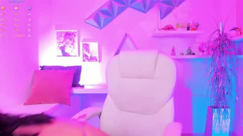 Snapshot of valkiria_ponce chatting on 10-07-25, 05:48 Valkiria online show from 10-07-25, 05:48