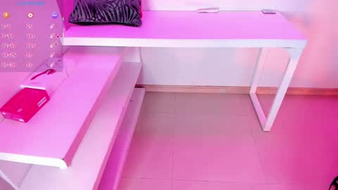 Valkiria online show from 04-29-26, 05:11