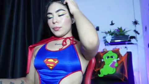 Valkyria  online show from 10-31-25, 12:11