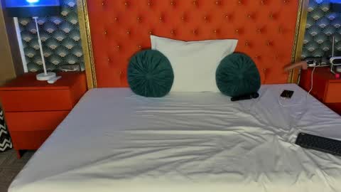 Valerie Val V online show from 02-12-25, 08:59