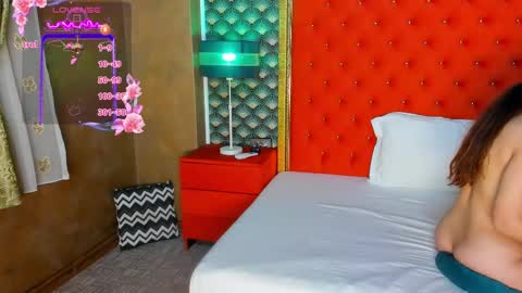 Valerie Val V online show from 02-25-25, 06:36