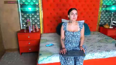 Valerie Val V online show from 06-22-26, 07:11