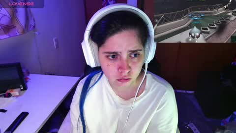 Snapshot of vallolet1_ chatting on 01-16-25, 12:23 Im Violet online show from 01-16-25, 12:23