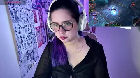 Snapshot of vallolet1_ chatting on 02-05-26, 09:30 Im Violet online show from 02-05-26, 09:30