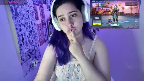 Snapshot of vallolet1_ chatting on 02-19-26, 02:40 Im Violet online show from 02-19-26, 02:40