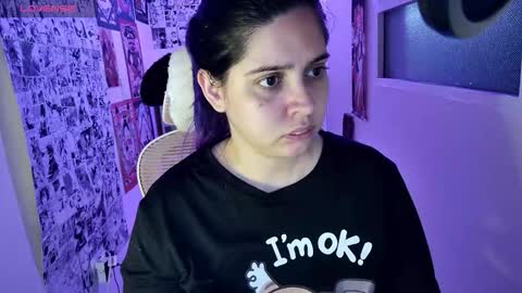 Snapshot of vallolet1_ chatting on 03-01-26, 03:30 Im Violet online show from 03-01-26, 03:30