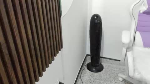 Vallolet Peach  online show from 03-03-26, 01:34