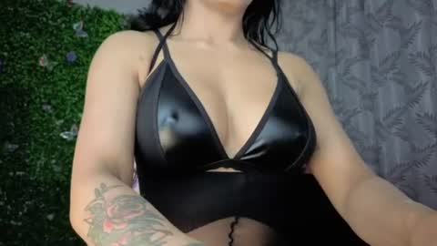 Snapshot of valquiria_sirgun chatting on 07-20-26, 10:39 valquiria_sirgun online show from 07-20-26, 10:39
