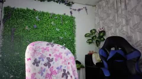 Snapshot of valquiria_sirgun chatting on 07-21-26, 10:06 valquiria_sirgun online show from 07-21-26, 10:06