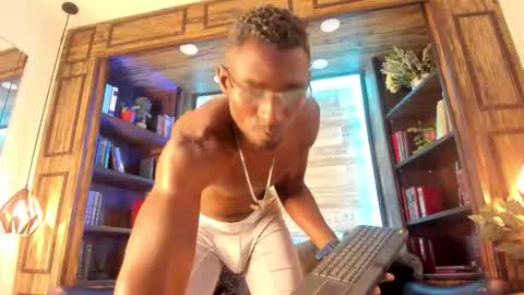 Snapshot of valtorkane chatting on 09-17-25, 11:45 valtorkane online show from 09-17-25, 11:45