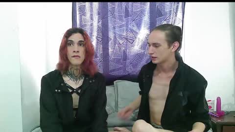 Vamp Noah and Dan online show from 12-25-24, 07:24