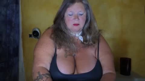 vampwoman online show from 05-16-26, 01:43