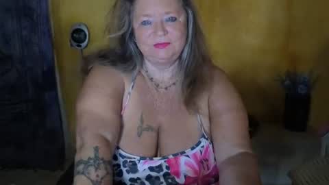 vampwoman online show from 07-28-26, 06:42