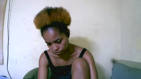 vanah344375 online show from 10-13-25, 04:56