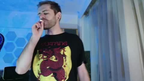 Snapshot of vanceaminator chatting on 10-09-25, 03:48 Emy online show from 10-09-25, 03:48