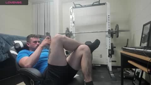 Snapshot of vandal2021 chatting on 02-21-25, 04:40 Vandal2021 online show from 02-21-25, 04:40