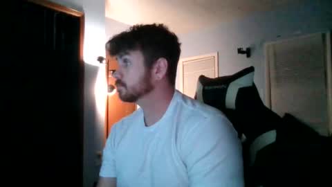 Snapshot of vandal2021 chatting on 10-25-25, 05:04 Vandal2021 online show from 10-25-25, 05:04