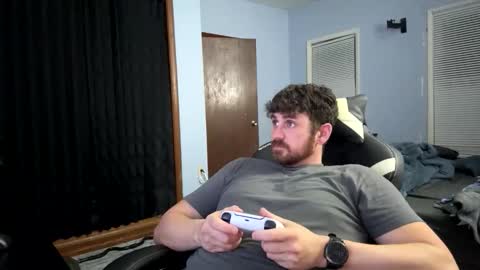 Snapshot of vandal2021 chatting on 11-06-25, 02:01 Vandal2021 online show from 11-06-25, 02:01