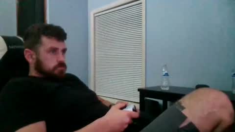 Snapshot of vandal2021 chatting on 11-18-25, 07:46 Vandal2021 online show from 11-18-25, 07:46