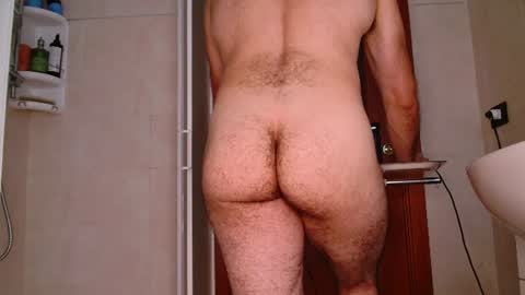 Snapshot of vandik669 chatting on 06-19-26, 01:26 vandik669 online show from 06-19-26, 01:26