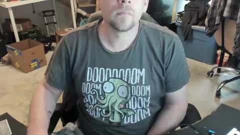 Snapshot of vandonh chatting on 03-15-26, 06:25 vandonh online show from 03-15-26, 06:25