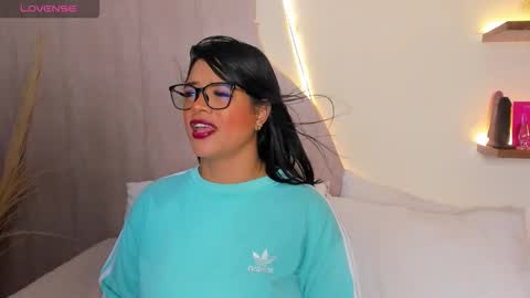 V A N E  online show from 01-11-26, 03:33