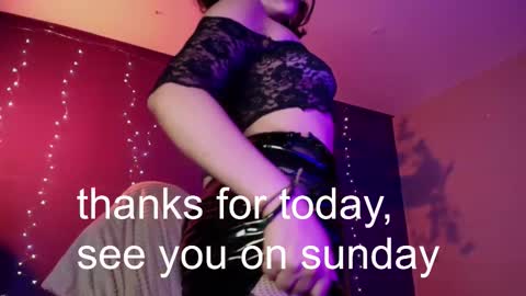 Snapshot of vanelope11 chatting on 11-04-25, 07:02 Vanelope online show from 11-04-25, 07:02