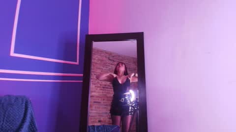 Snapshot of vanelope11 chatting on 01-16-26, 02:15 Vanelope online show from 01-16-26, 02:15