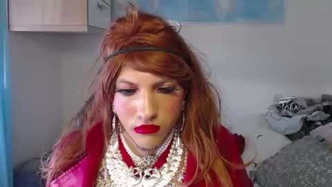 Snapshot of vanesacrossri chatting on 10-26-25, 08:09 vanesacrossri online show from 10-26-25, 08:09