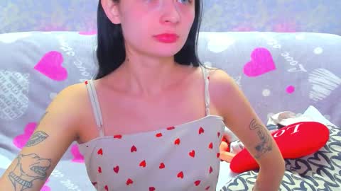 RUSSIAN BARBIE BABE online show from 11-17-25, 01:11