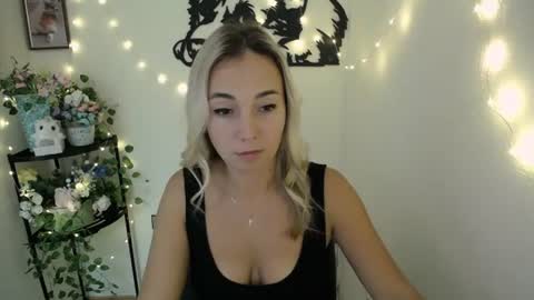 Vanessa online show from 07-25-26, 09:29